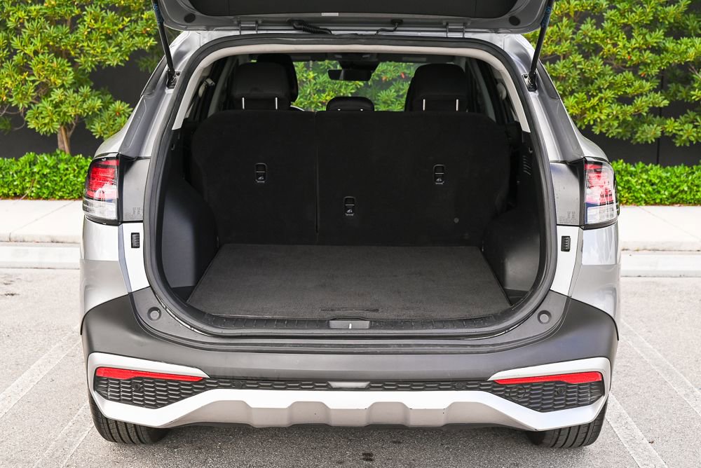 Used 2024 Kia Sportage EX image 7