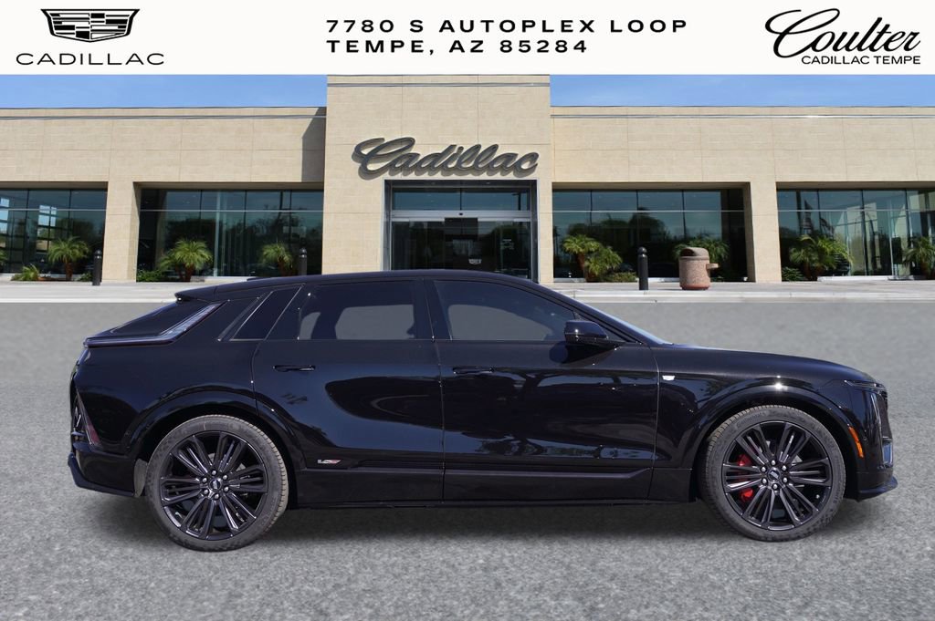 New 2026 Cadillac Lyriq V image 2
