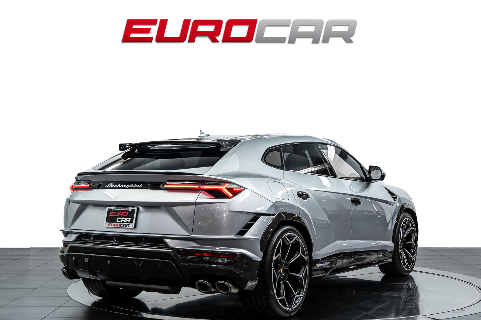 Used 2024 Lamborghini Urus Performante AWD/4WD image 5