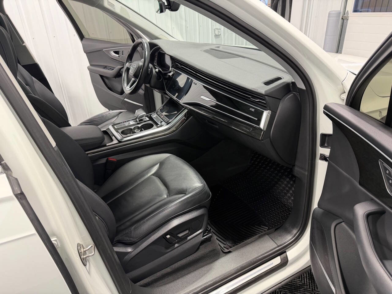 Used 2021 Audi Q7 3.0T Premium Plus image 19