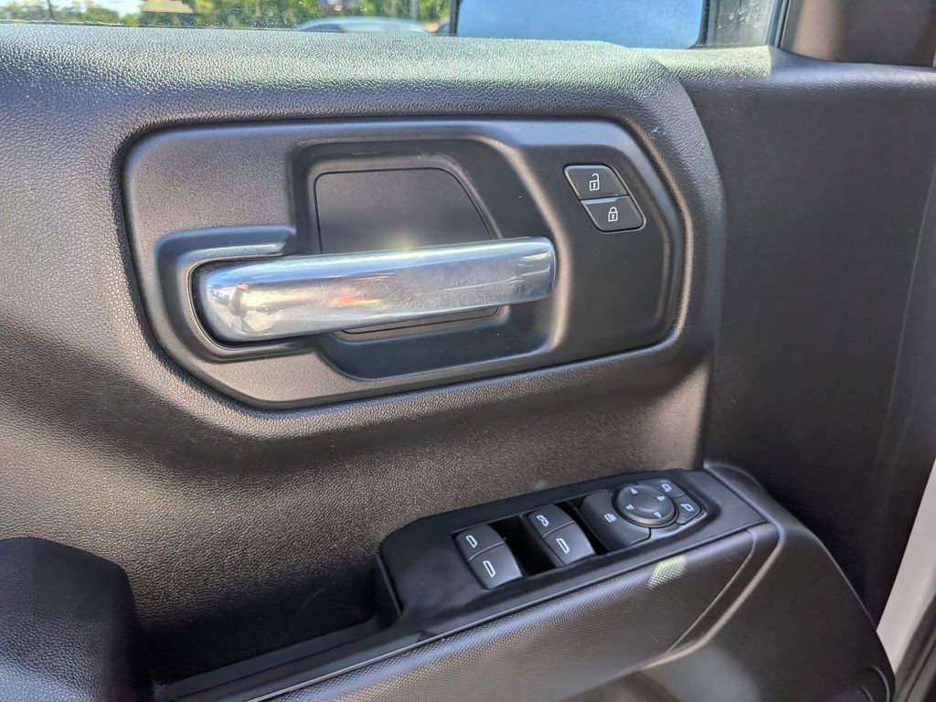 Used 2019 Chevrolet Silverado 1500 Custom Trail Boss w/ Infotainment Package AWD/4WD image 11