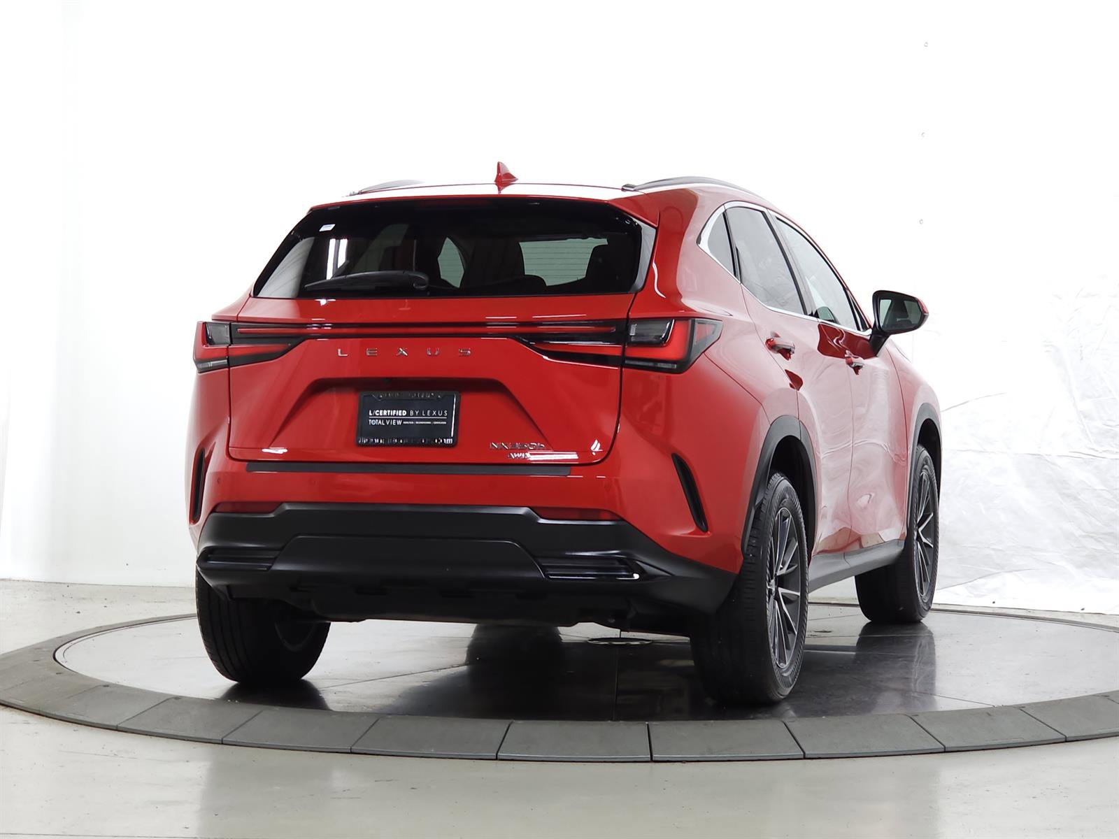 Used 2024 Lexus NX 350h AWD image 10