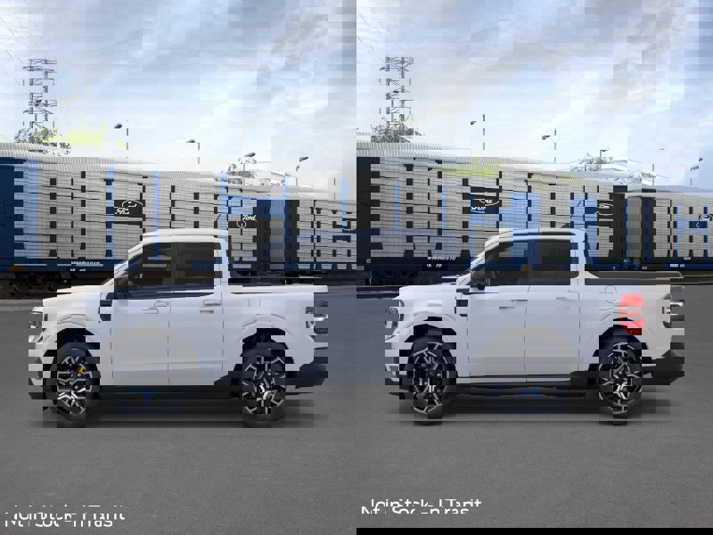 New 2026 Ford Maverick Lariat AWD/4WD image 3