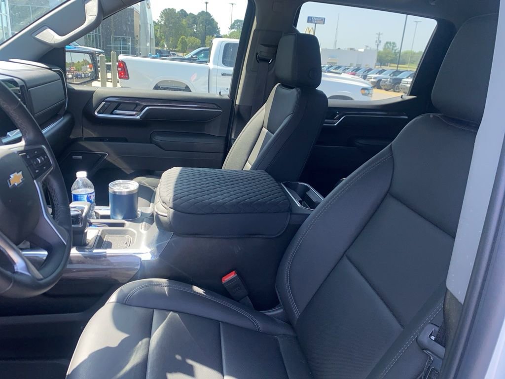 Used 2026 Chevrolet Silverado 1500 LTZ w/ LTZ Premium Package AWD/4WD image 9