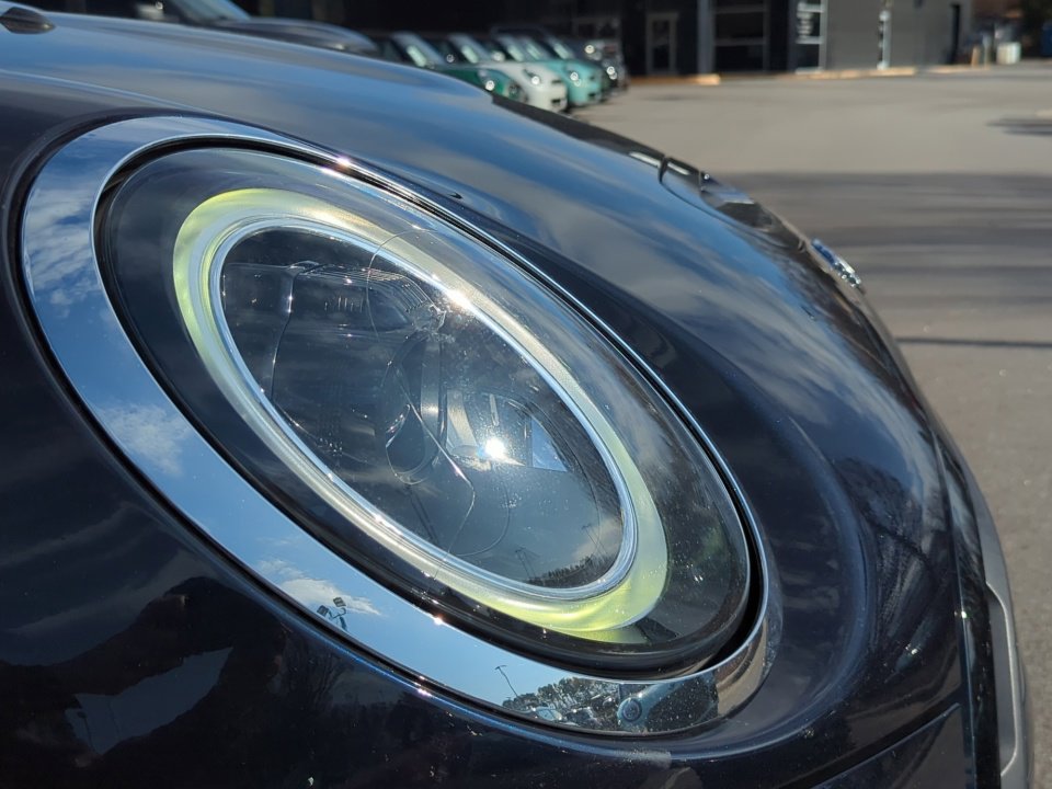 Used 2022 MINI Cooper S w/ Driver Assistance Package image 24