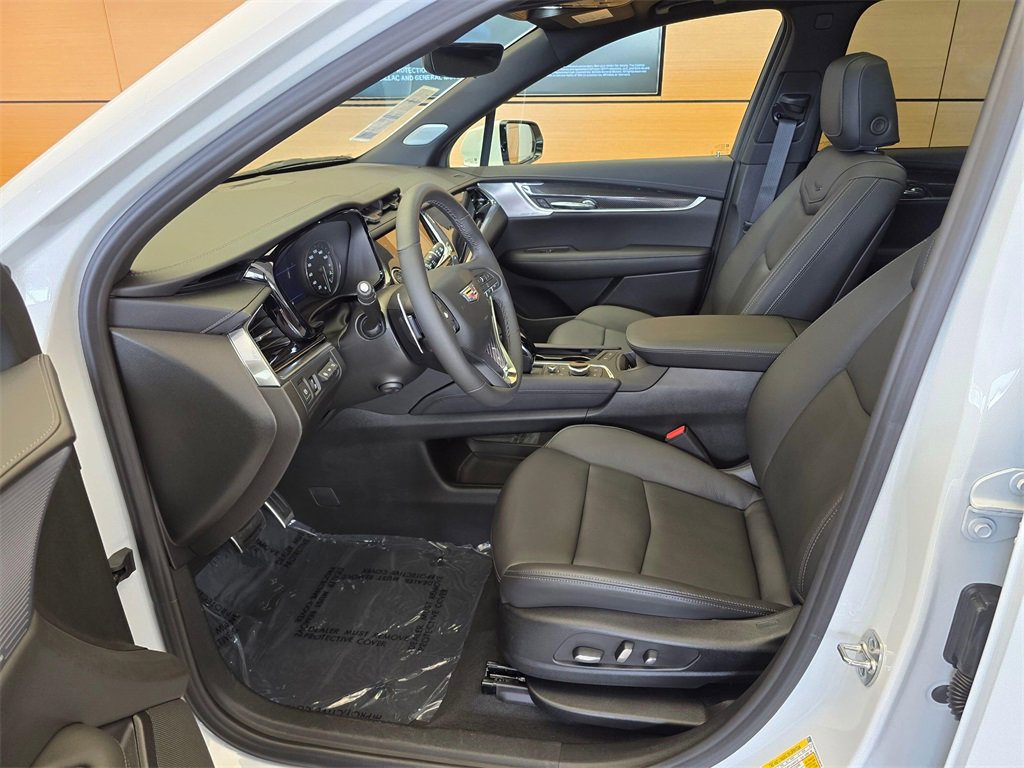 New 2025 Cadillac XT6 Sport w/ Technology Package image 22