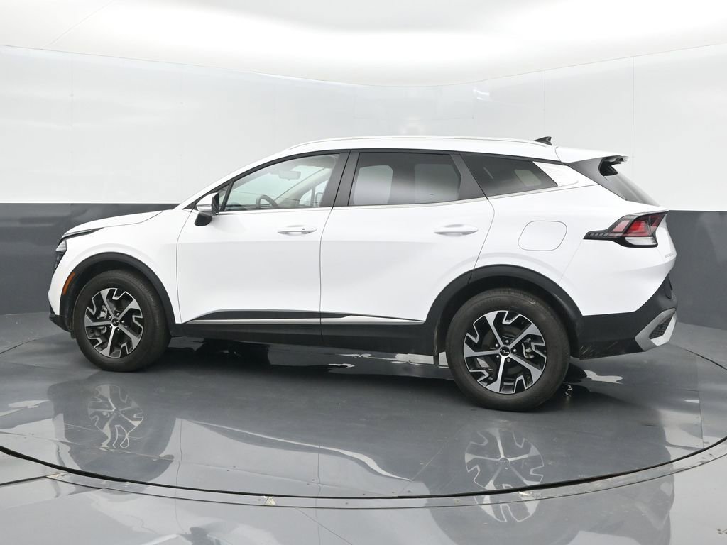 Used 2024 Kia Sportage EX AWD/4WD image 4