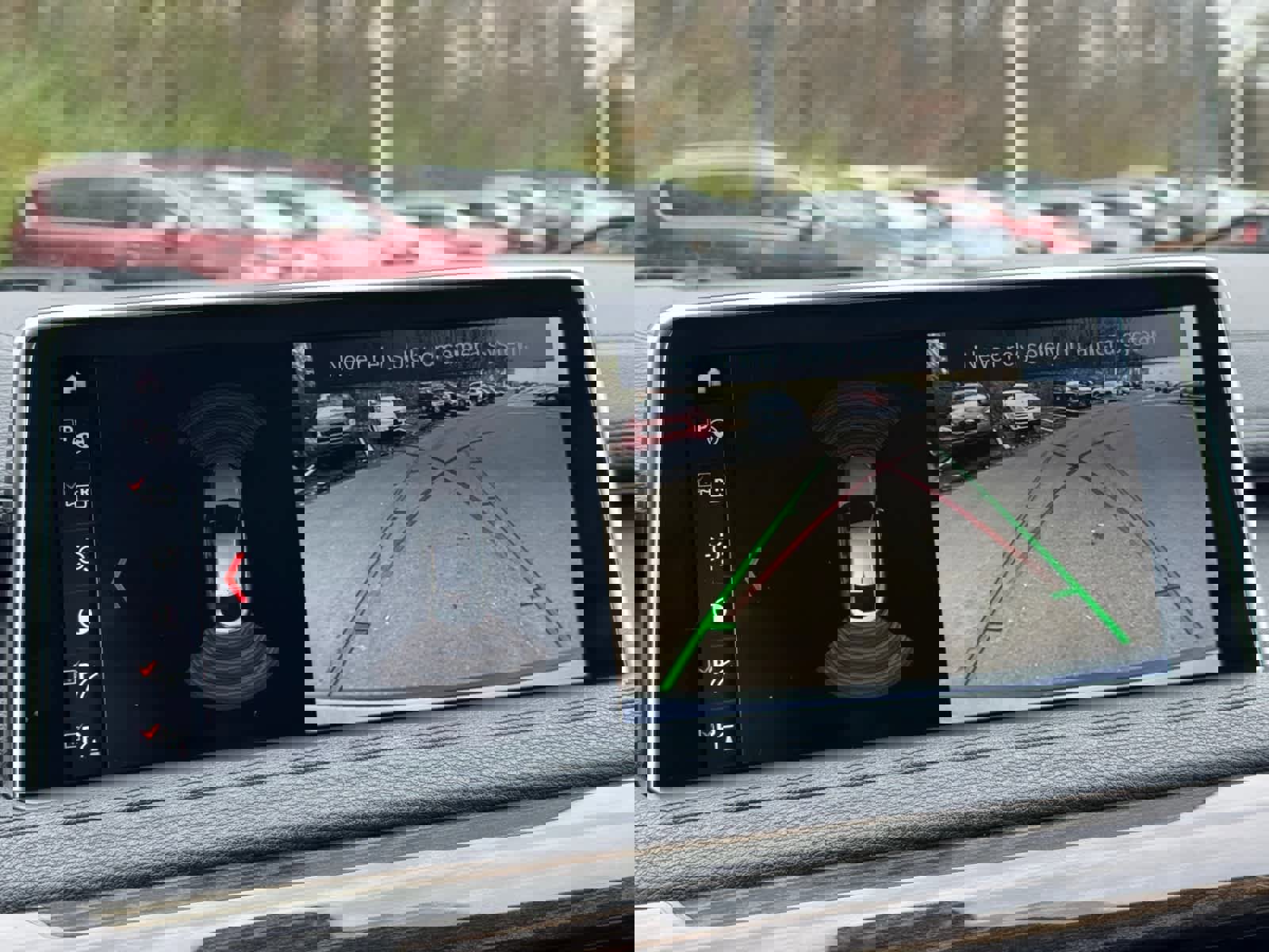 Used 2018 BMW X6 xDrive50i w/ M Sport Package image 24