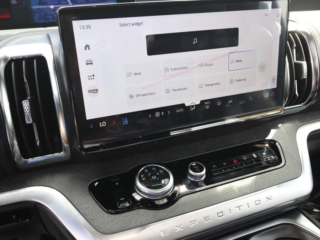 New 2026 Ford Expedition Tremor image 22