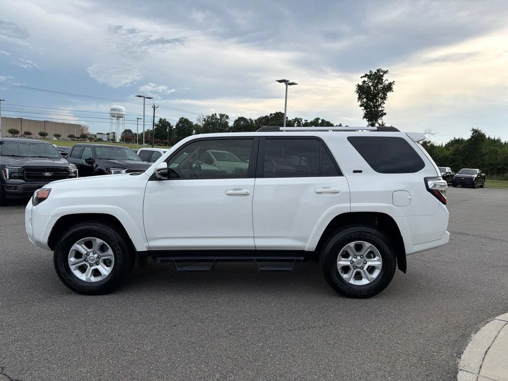 Used 2023 Toyota 4Runner SR5 Premium AWD/4WD image 7