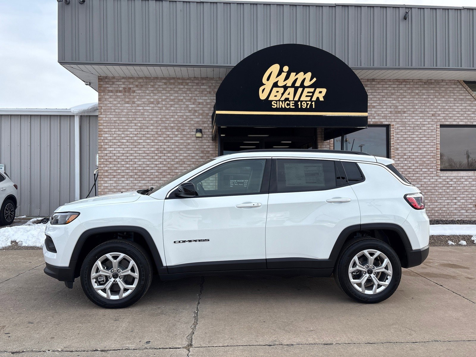 New 2026 Jeep Compass Latitude image 2