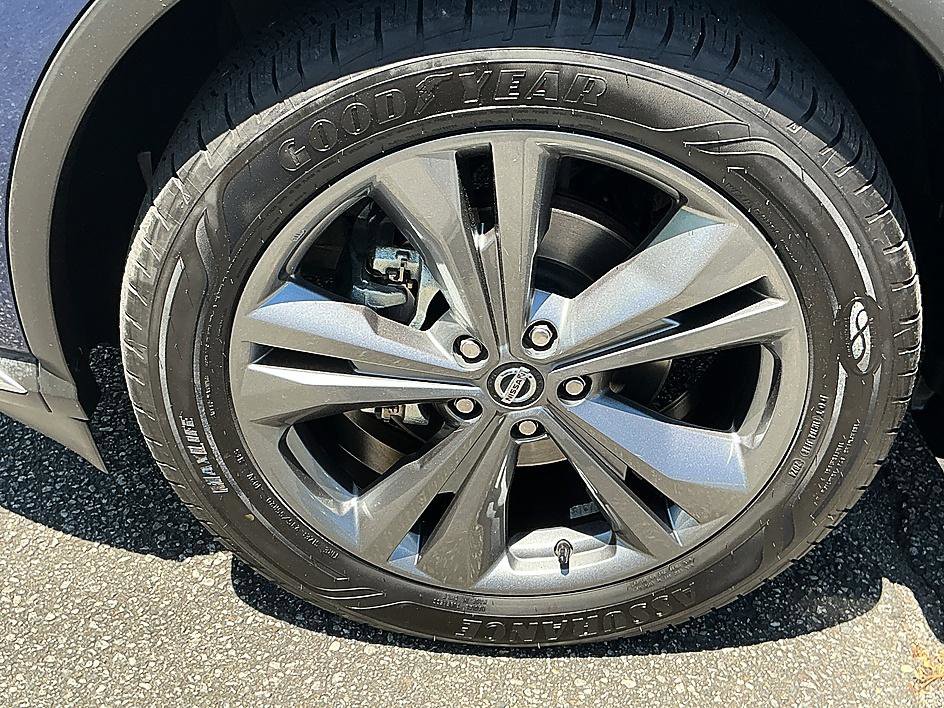 Certified 2022 Nissan Murano Platinum w/ Cargo Package AWD/4WD image 9