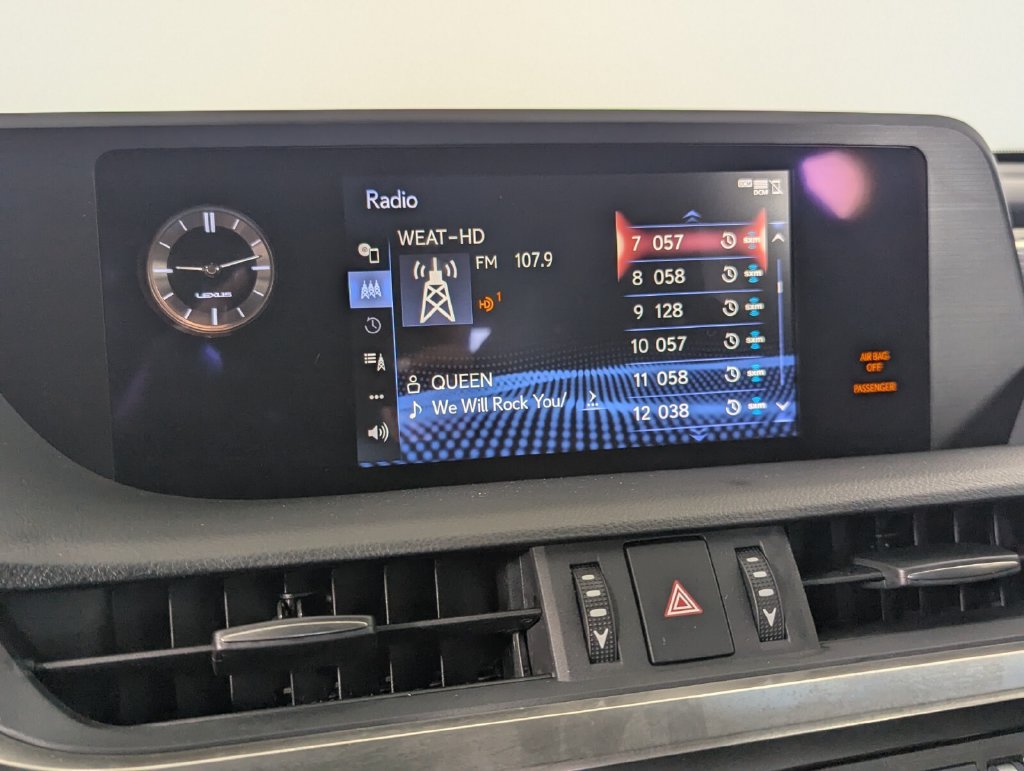 Used 2021 Lexus ES 350 F Sport w/ Accessory Package 2 FWD image 17