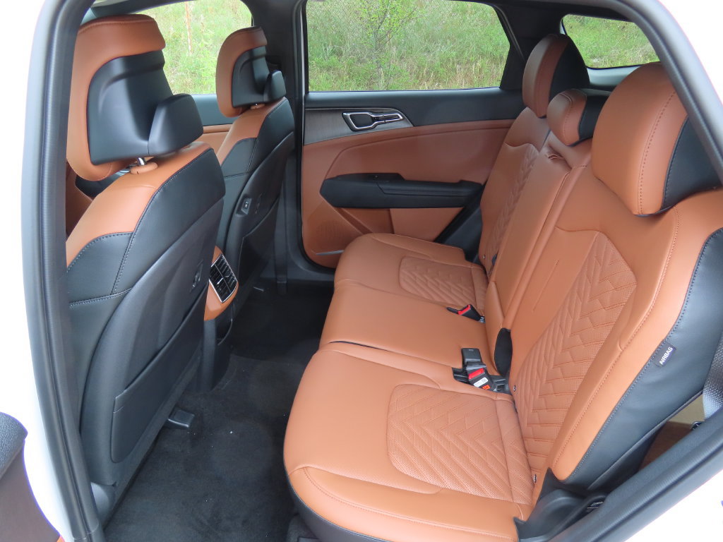 New 2026 Kia Sportage X-Line w/ X-Line Premium Package AWD/4WD image 25