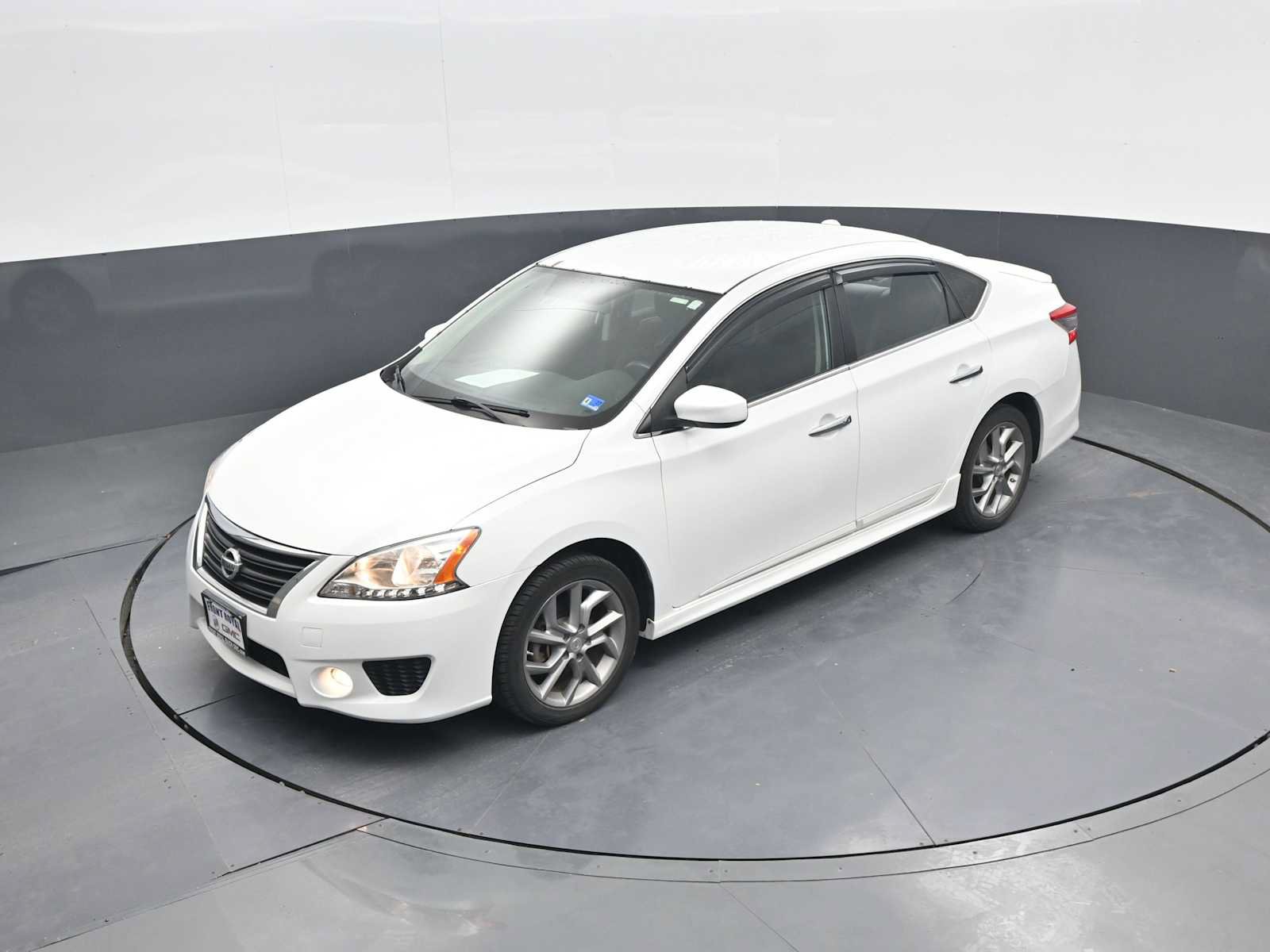Used 2014 Nissan Sentra SR w/ SR Driver Package FWD image 25