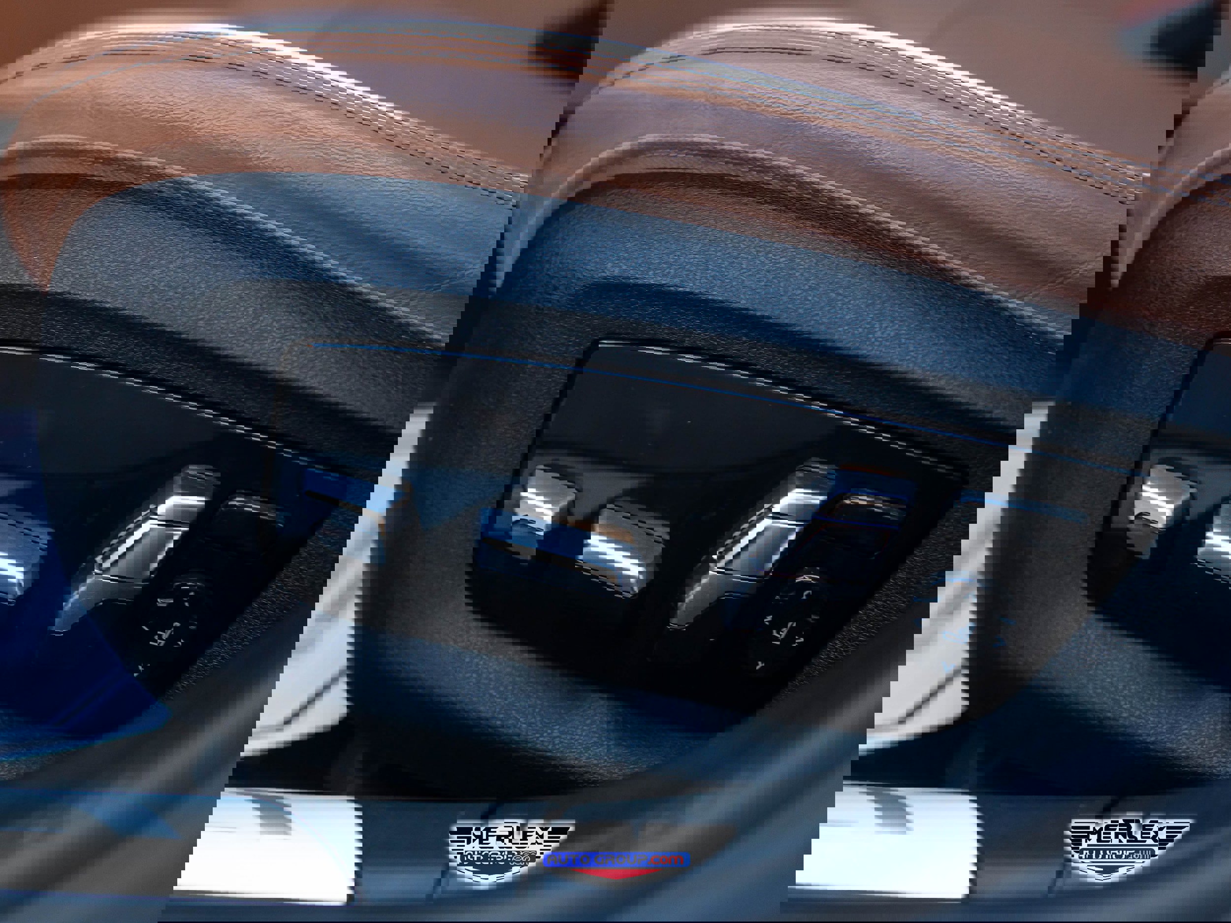 Used 2018 BMW 750i w/ Executive Package image 40