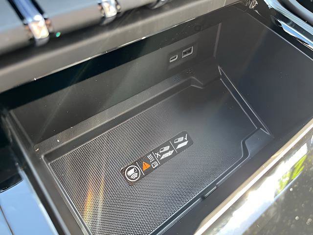 New 2026 GMC Yukon AT4 AWD/4WD image 41