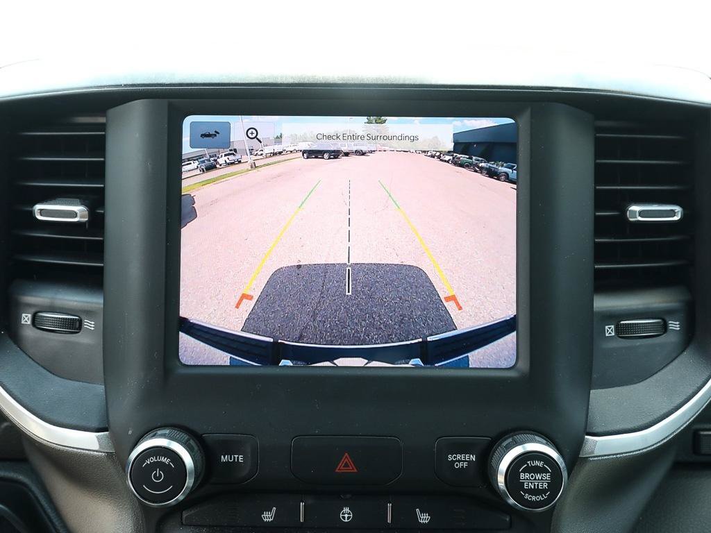 Used 2022 RAM 1500 Big Horn AWD/4WD image 18