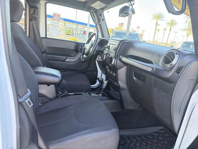 Used 2015 Jeep Wrangler Unlimited Sport w/ Quick Order Package 24S AWD/4WD image 23