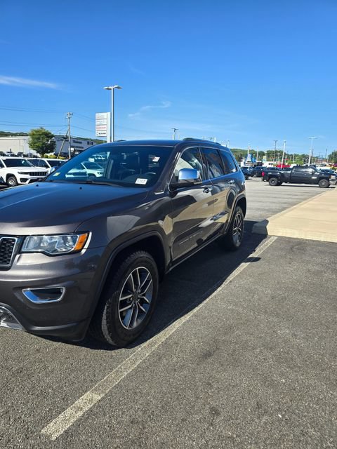 Used 2020 Jeep Grand Cherokee Limited w/ Luxury Group II AWD/4WD image 2