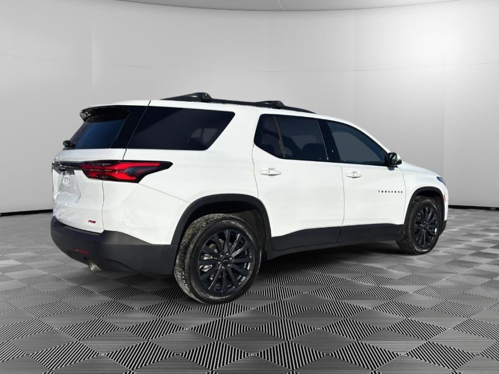 Used 2023 Chevrolet Traverse RS w/ LPO, Floor Liner Package image 4