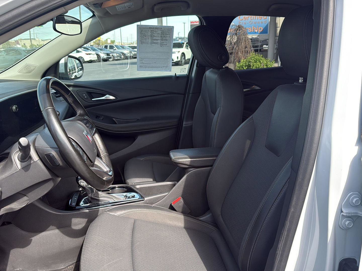 Used 2024 Buick Encore GX Preferred image 14