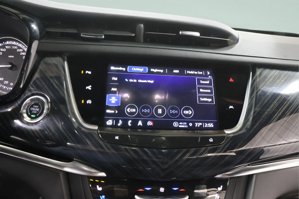 Used 2024 Cadillac XT6 Premium Luxury w/ Technology Package AWD/4WD image 10