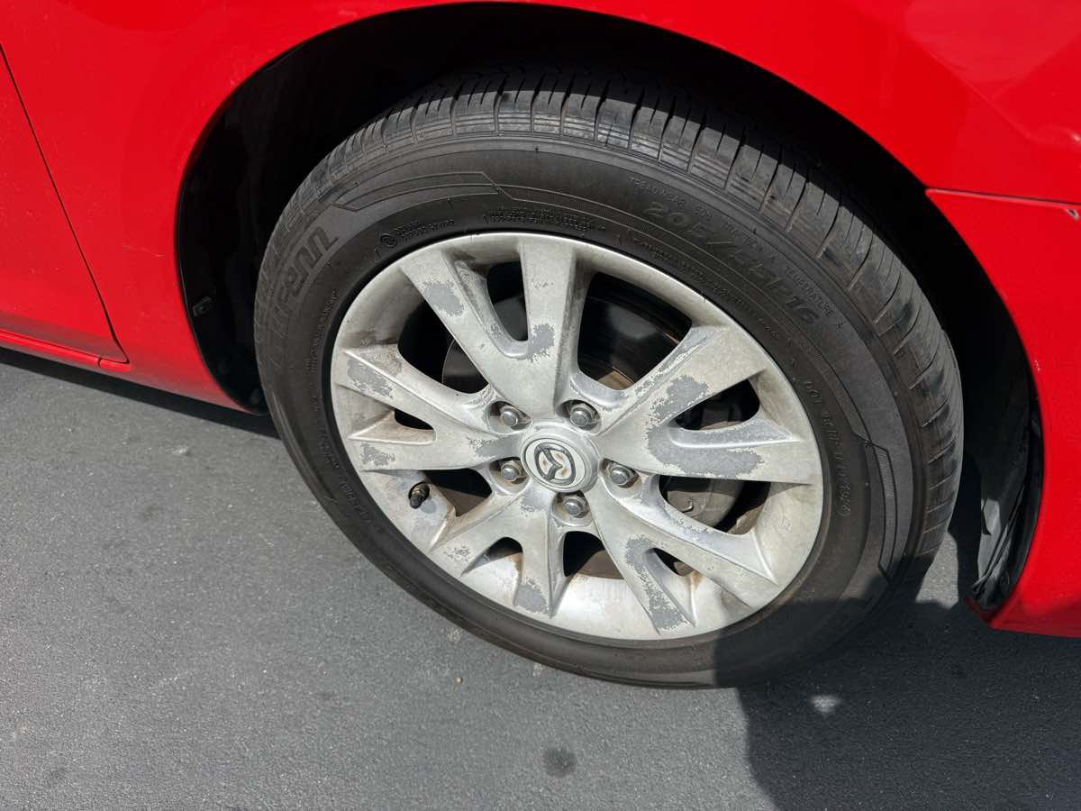 Used 2008 MAZDA MAZDA3 i Touring FWD image 12