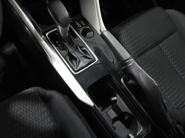 Used 2022 Mitsubishi Eclipse Cross LE image 16