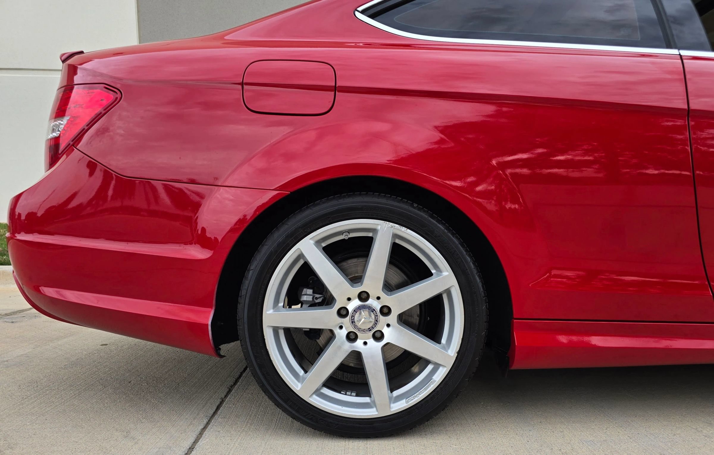 Used 2012 Mercedes-Benz C 250 Coupe image 15
