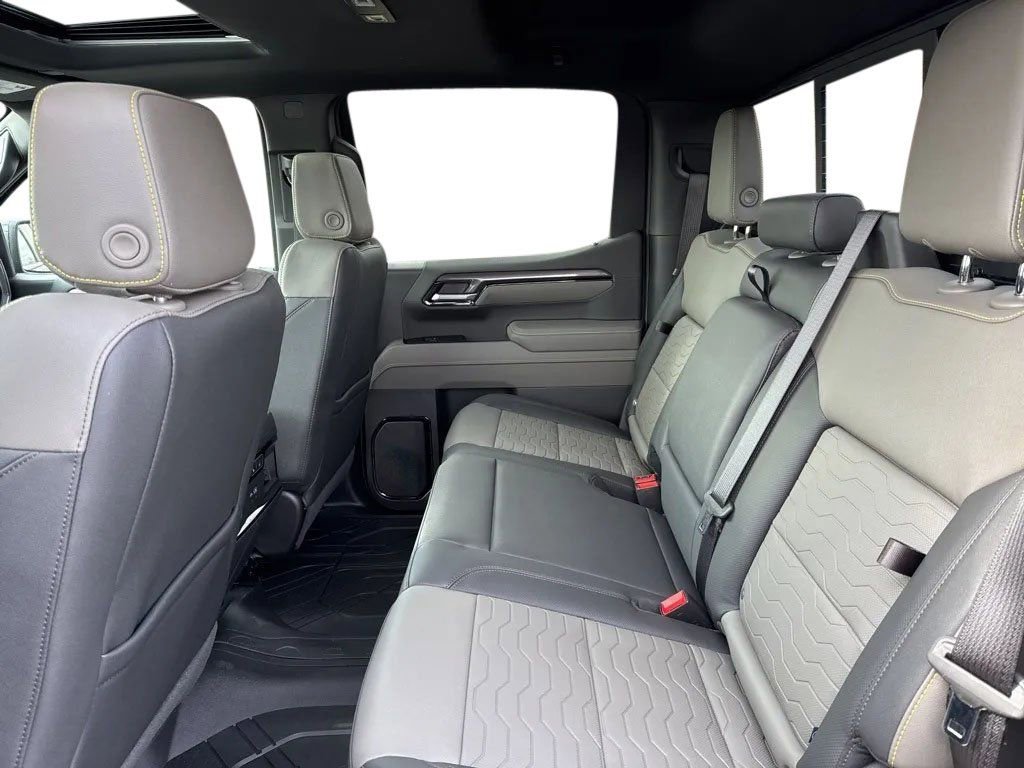 New 2026 Chevrolet Silverado 1500 ZR2 image 28