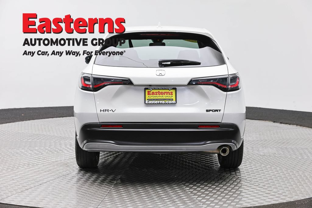 Used 2025 Honda HR-V Sport image 6