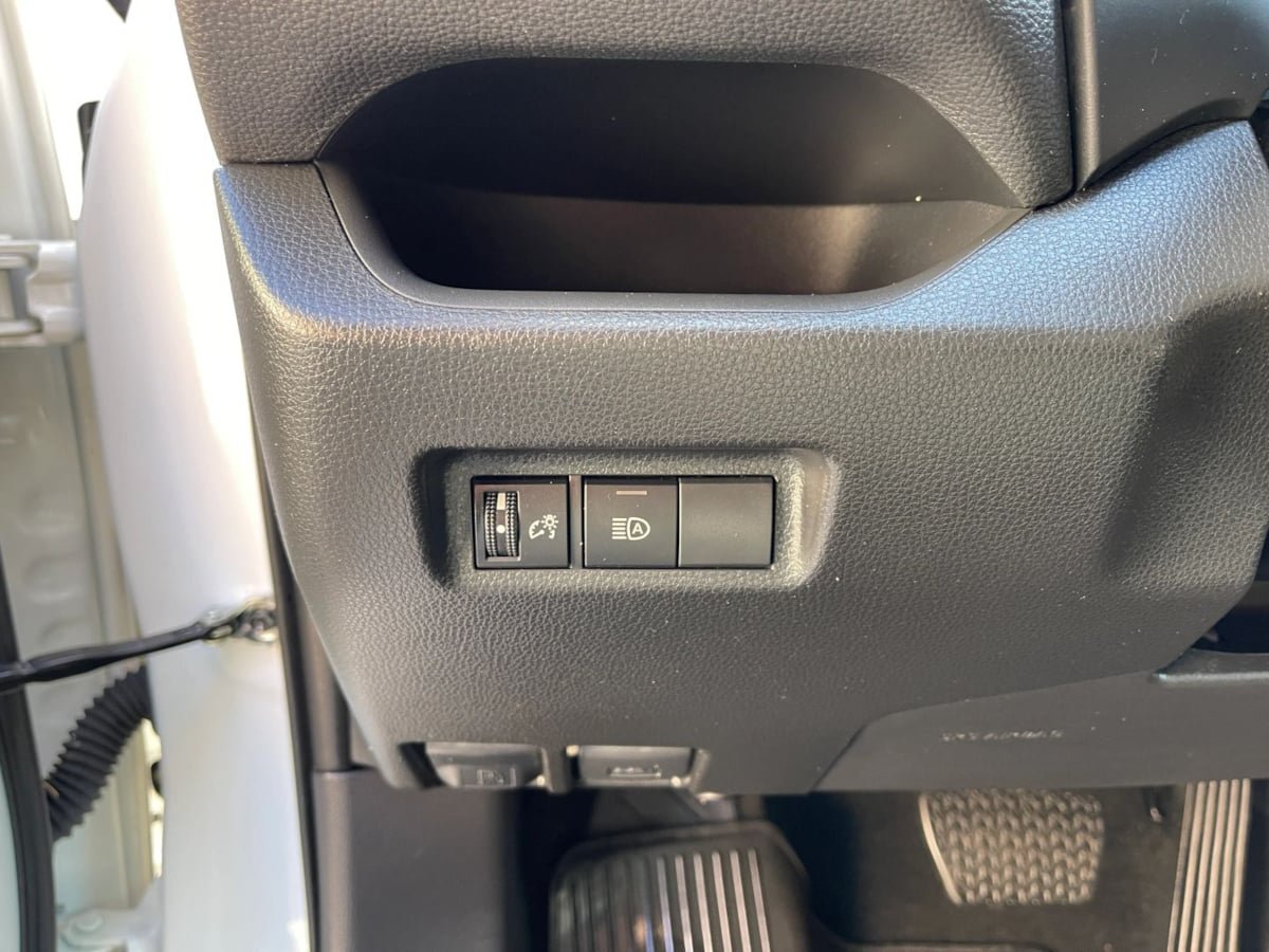 Used 2025 Toyota RAV4 LE FWD image 22