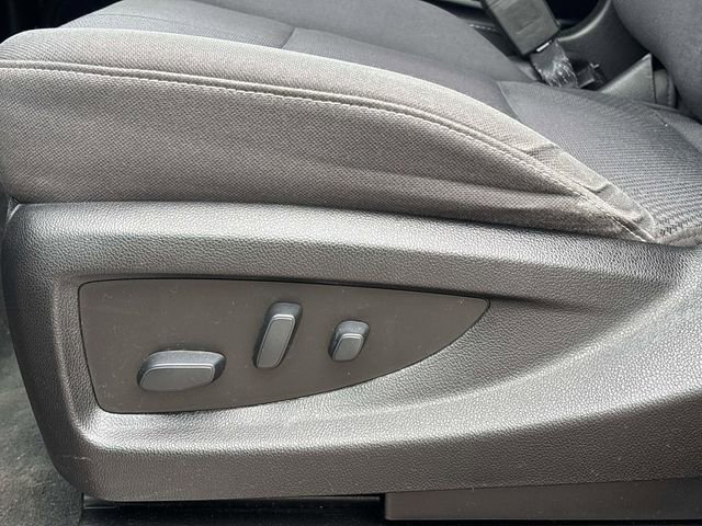 Used 2019 Chevrolet Silverado 1500 LT w/ All Star Edition image 32