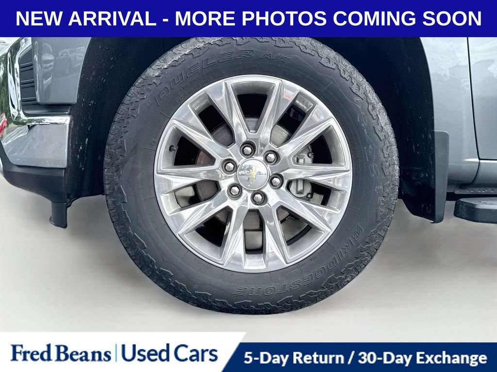 Used 2020 Chevrolet Silverado 1500 LTZ w/ LTZ Premium Package AWD/4WD image 11