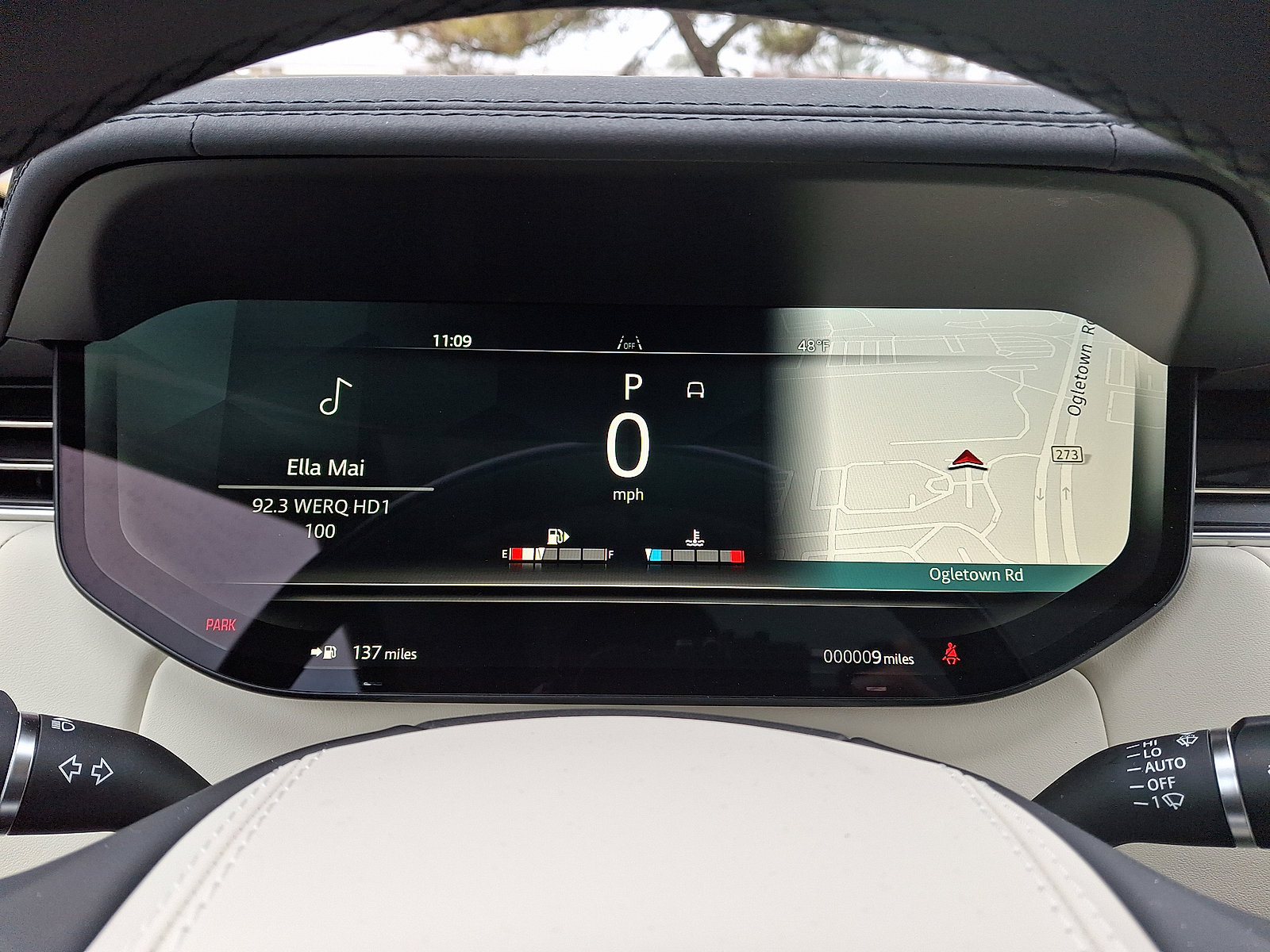 New 2026 Land Rover Range Rover SE image 6