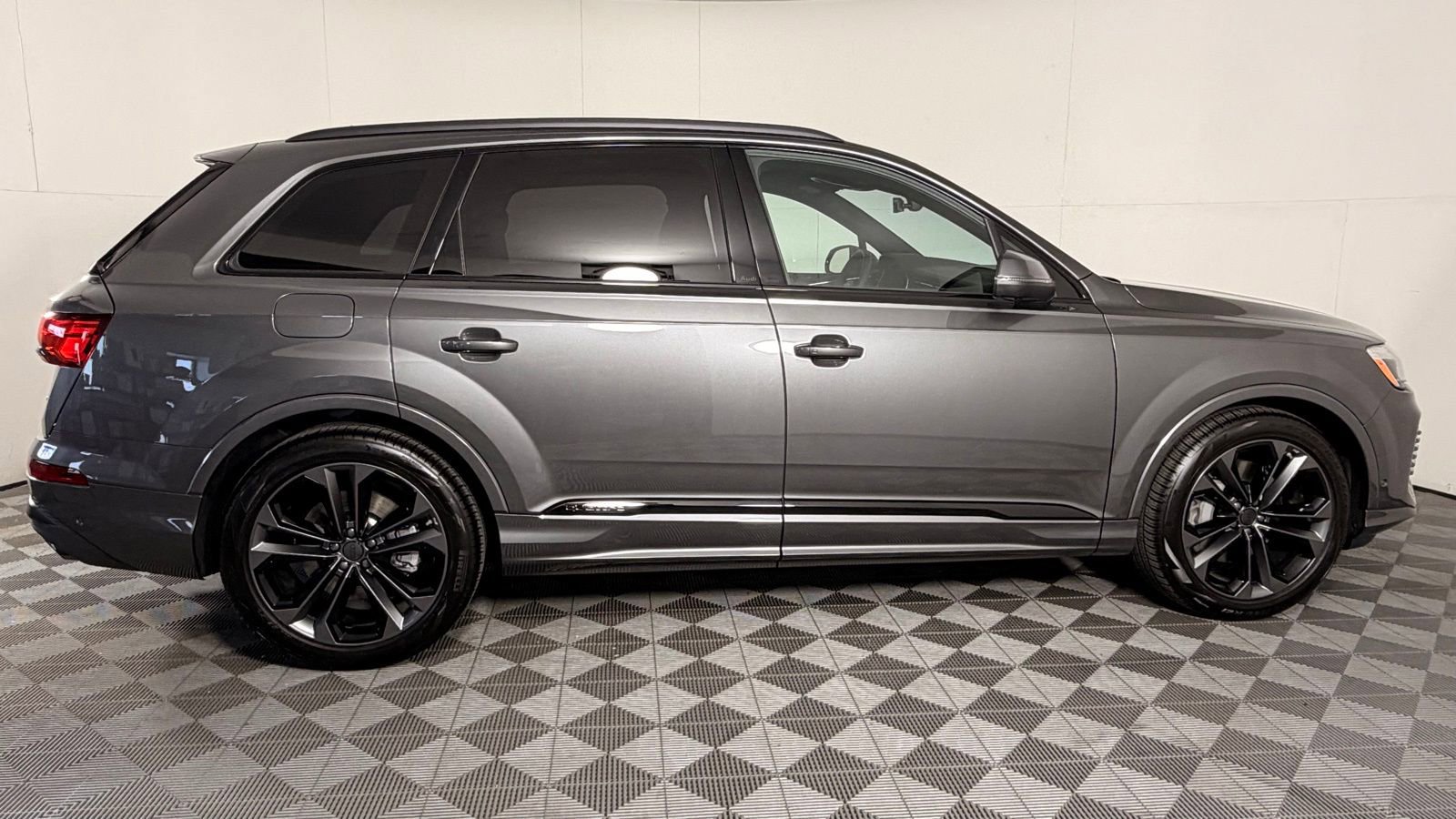 New 2026 Audi Q7 Premium Plus AWD/4WD image 10