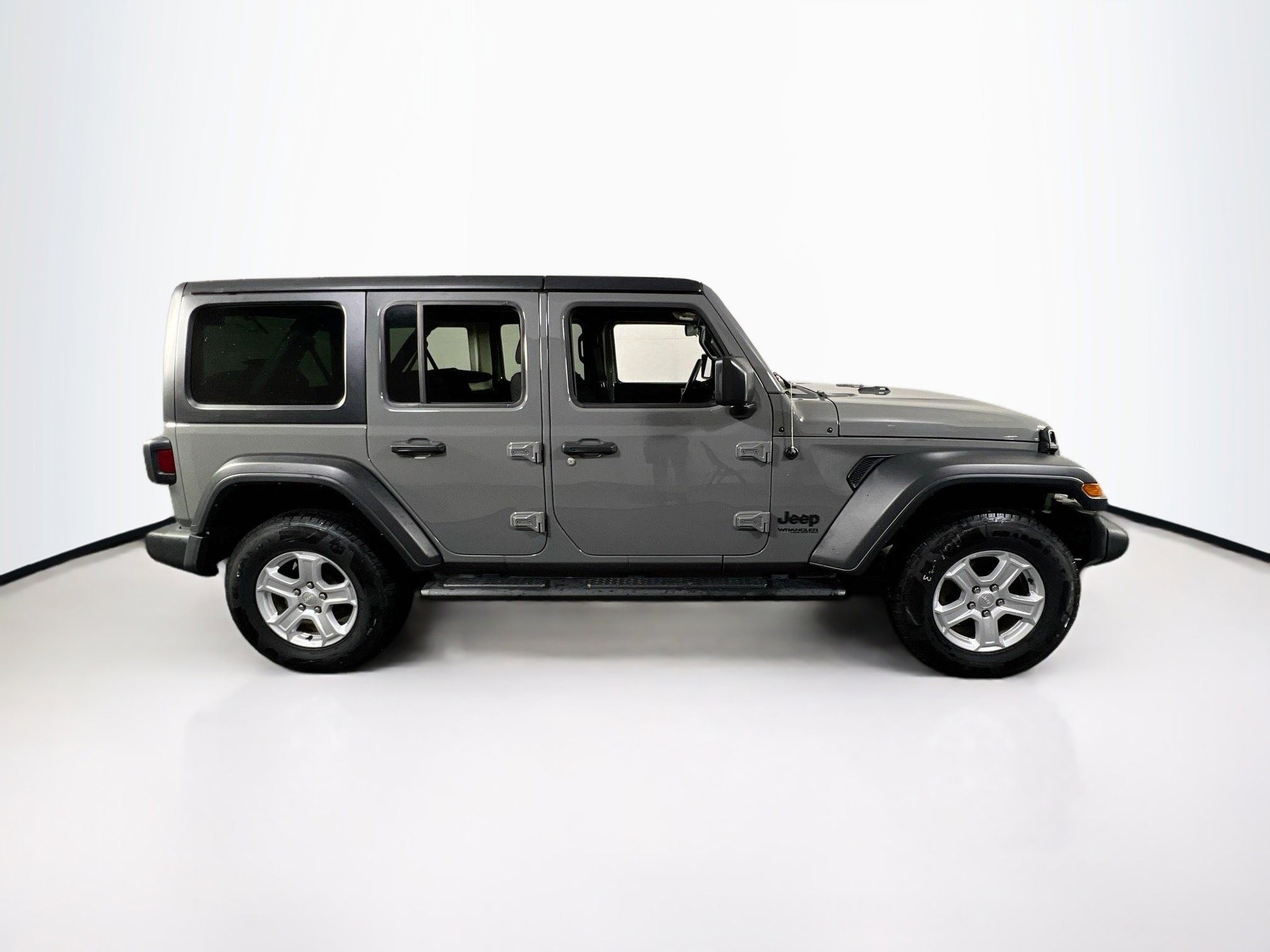 Used 2022 Jeep Wrangler Unlimited Sport image 4
