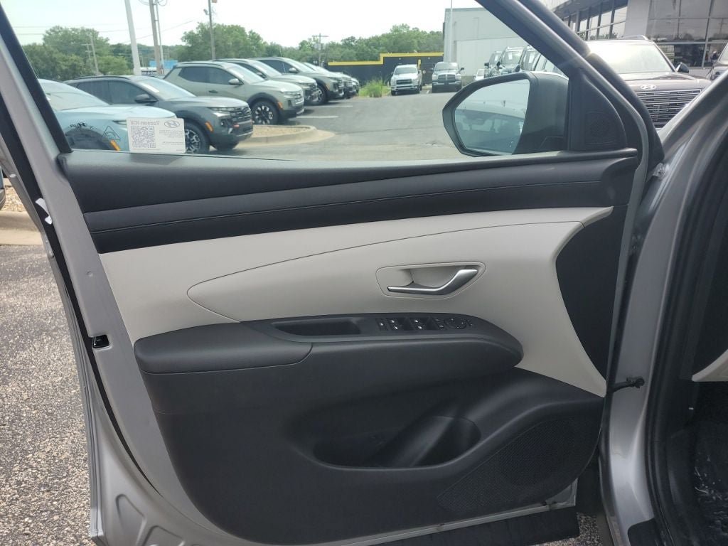 Used 2025 Hyundai Tucson SEL AWD/4WD image 15