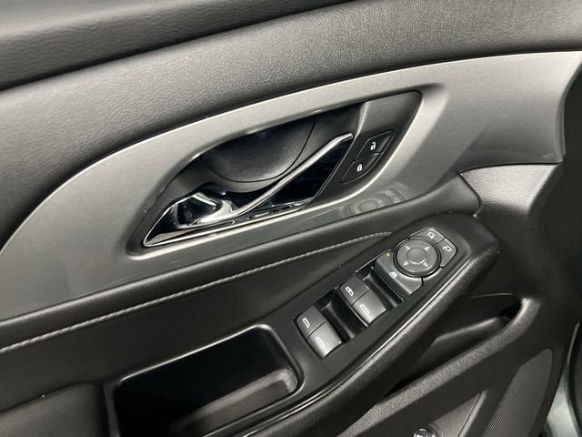 Certified 2023 Chevrolet Traverse LT FWD image 22