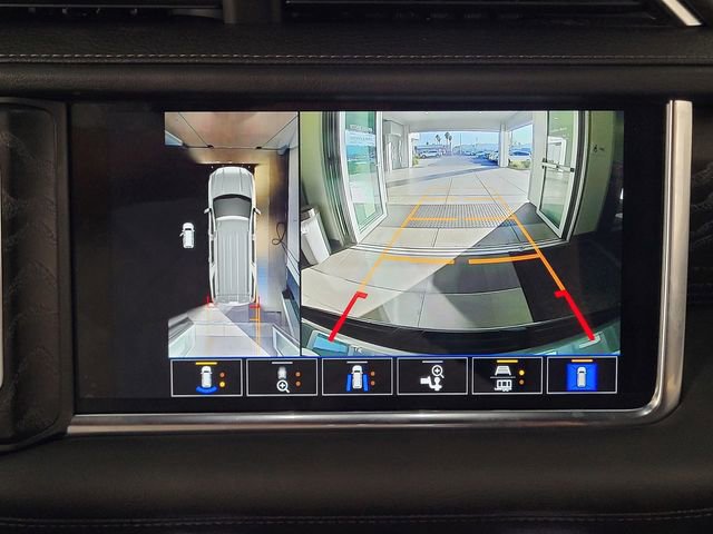 Used 2022 GMC Yukon Denali w/ Max Trailering Package image 12