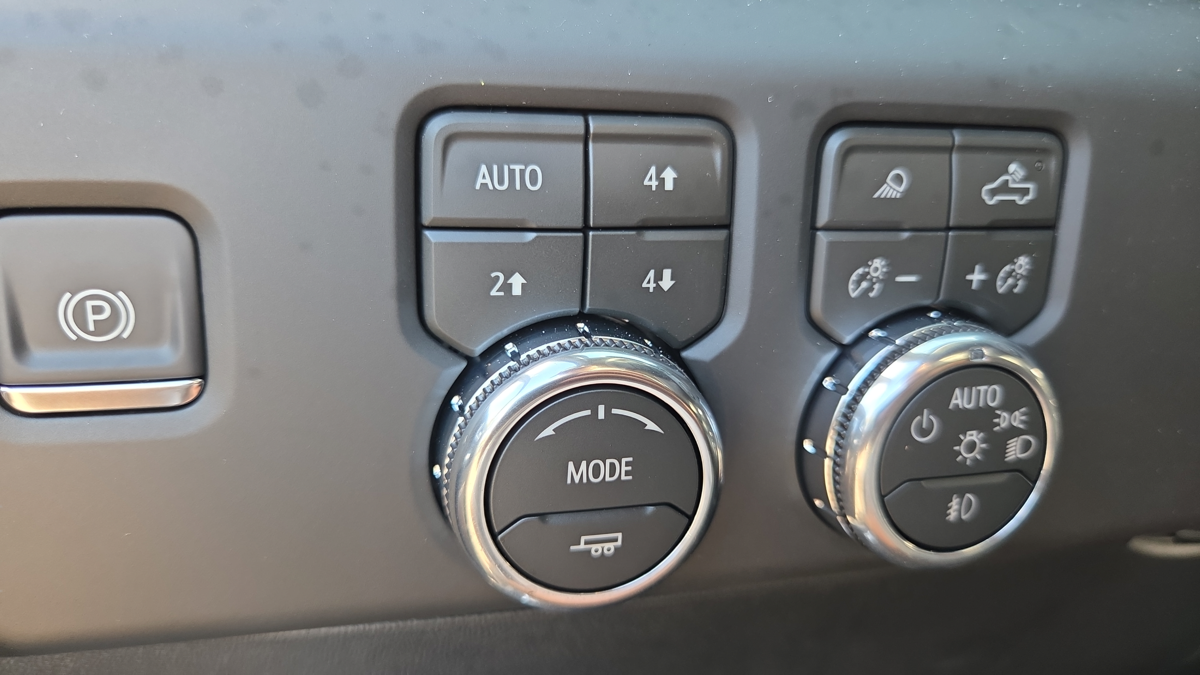 New 2026 GMC Sierra 1500 Denali w/ Denali Reserve Package AWD/4WD image 27