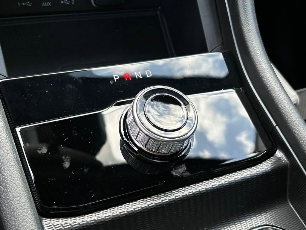 New 2024 Jeep Grand Cherokee Altitude RWD image 15