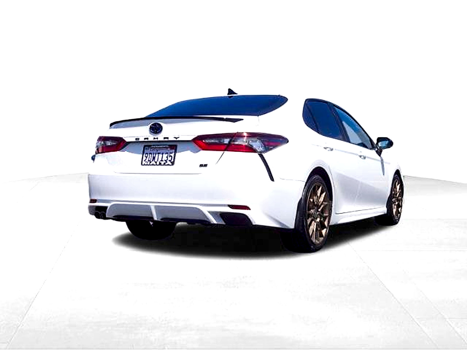 Certified 2023 Toyota Camry SE FWD image 3
