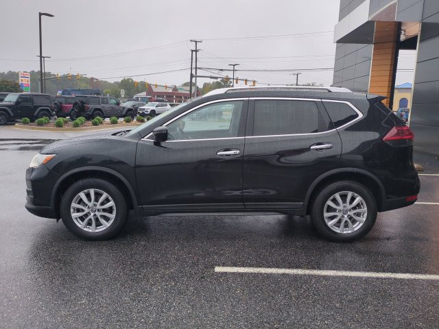 Used 2018 Nissan Rogue SV w/ Premium Package AWD/4WD image 7