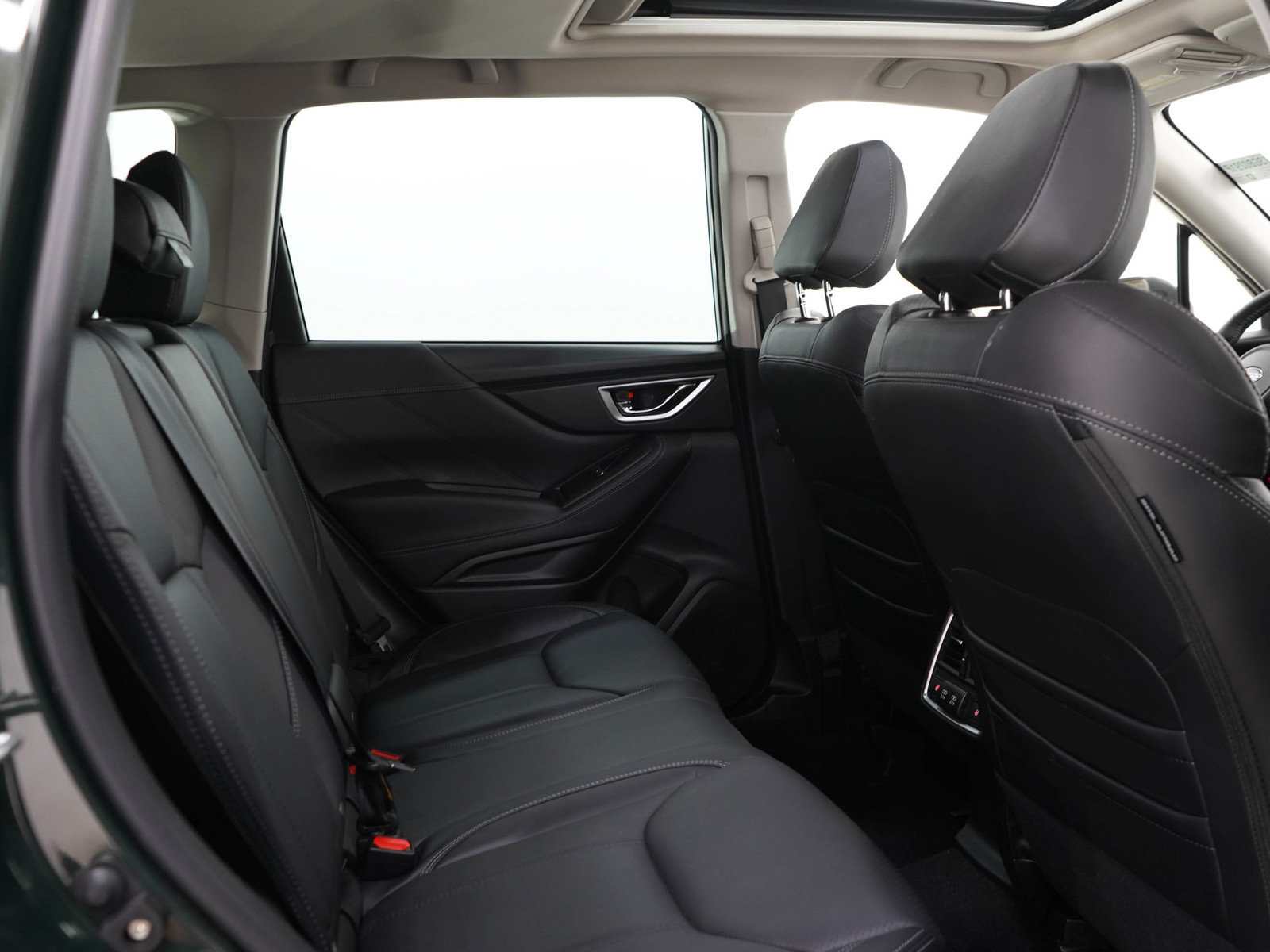 Used 2023 Subaru Forester Touring AWD/4WD image 14