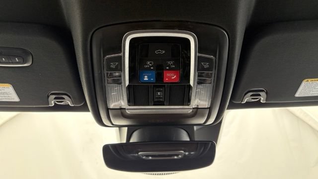 Used 2023 RAM 1500 Laramie AWD/4WD image 44