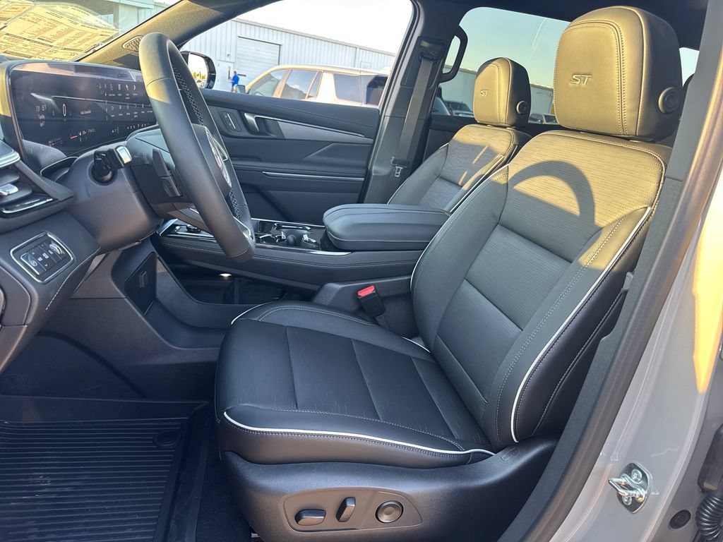 New 2026 Buick Enclave Sport Touring w/ Power Package FWD image 17