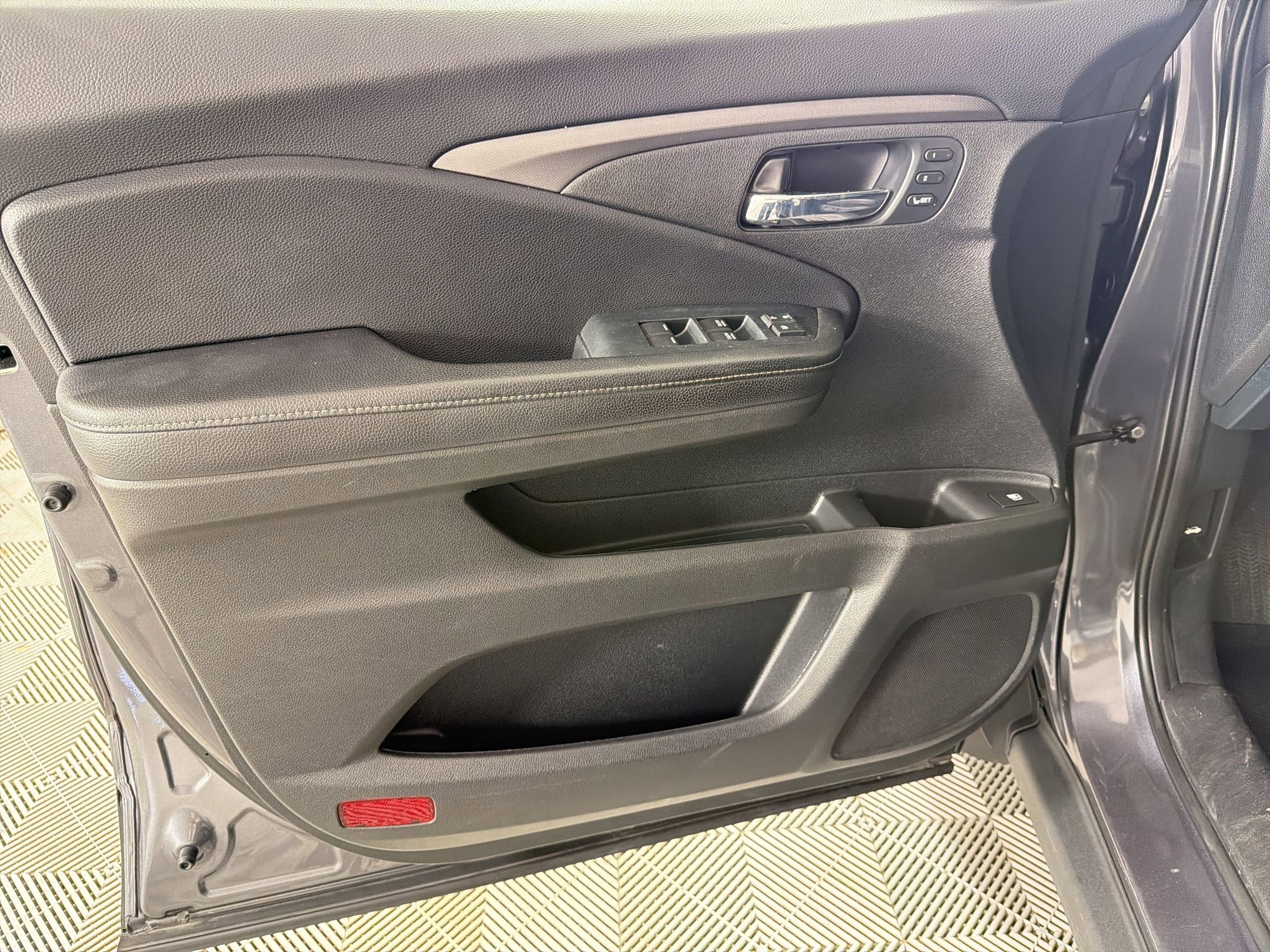 Certified 2023 Honda Ridgeline RTL image 13