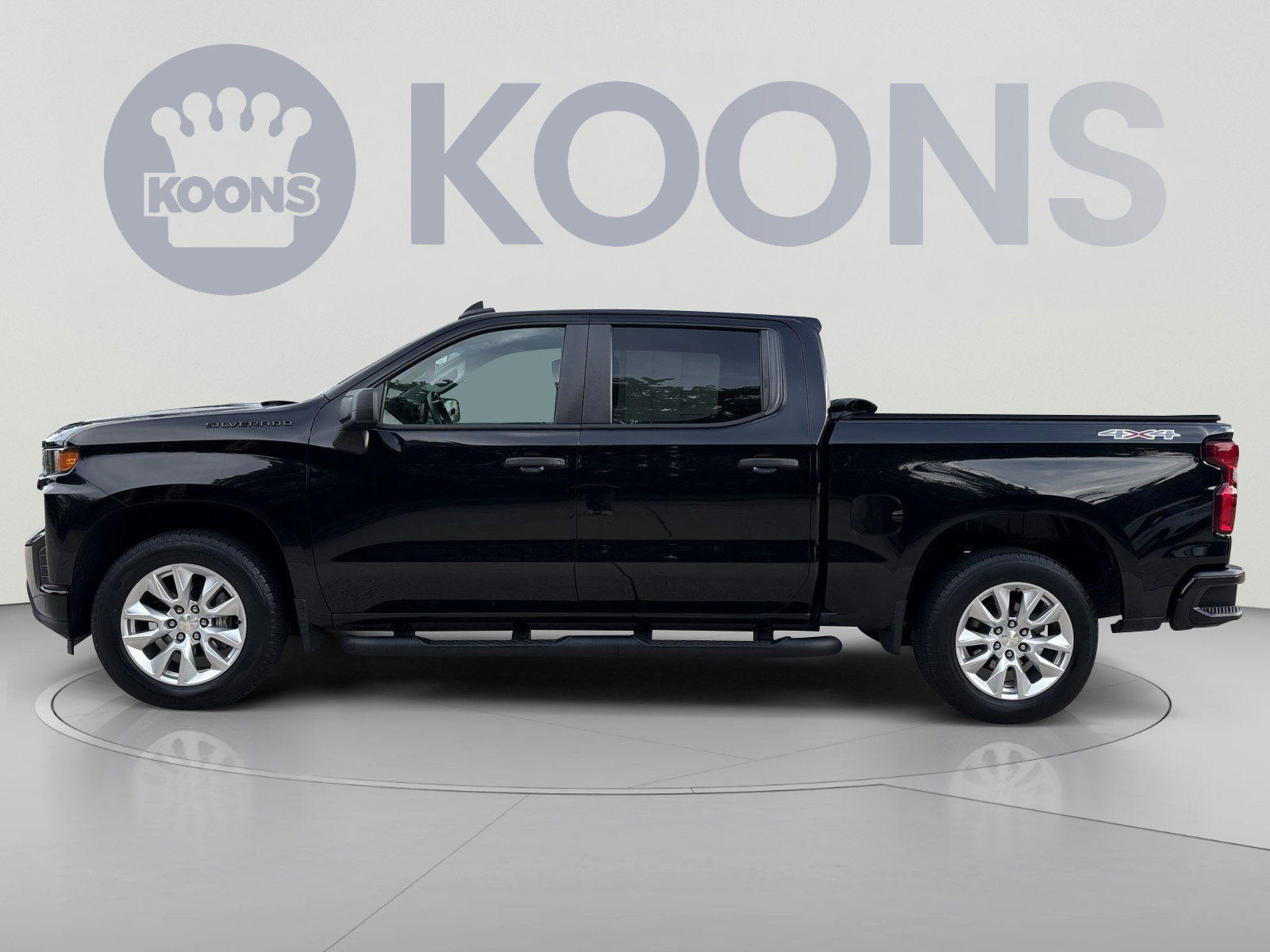 Used 2021 Chevrolet Silverado 1500 Custom w/ LPO, Dark Essentials Package AWD/4WD image 2